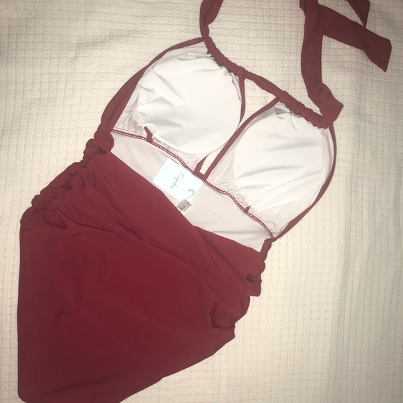 Cupshe XL One Piece Halter Bathing Suit - Picture 4 of 8